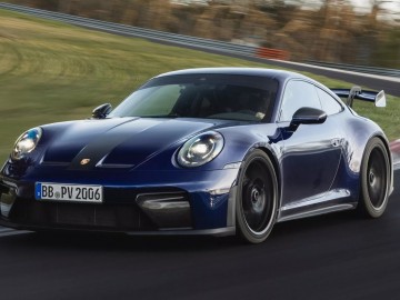 Porsche 911 GT3 z nowym rekordem toru N&uuml;rburgring